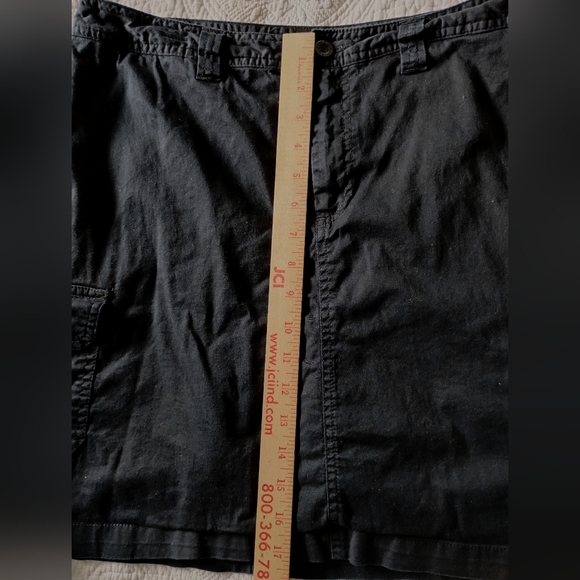 Croft and Barrow Black Skirt/Skort with built-in shorts - Picture 5 of 11
